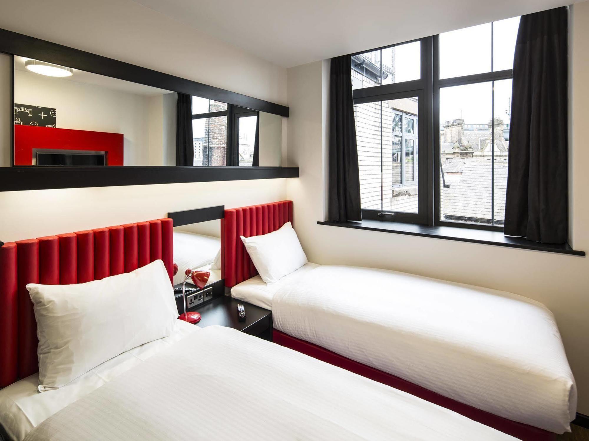 Tune Hotel 2*
